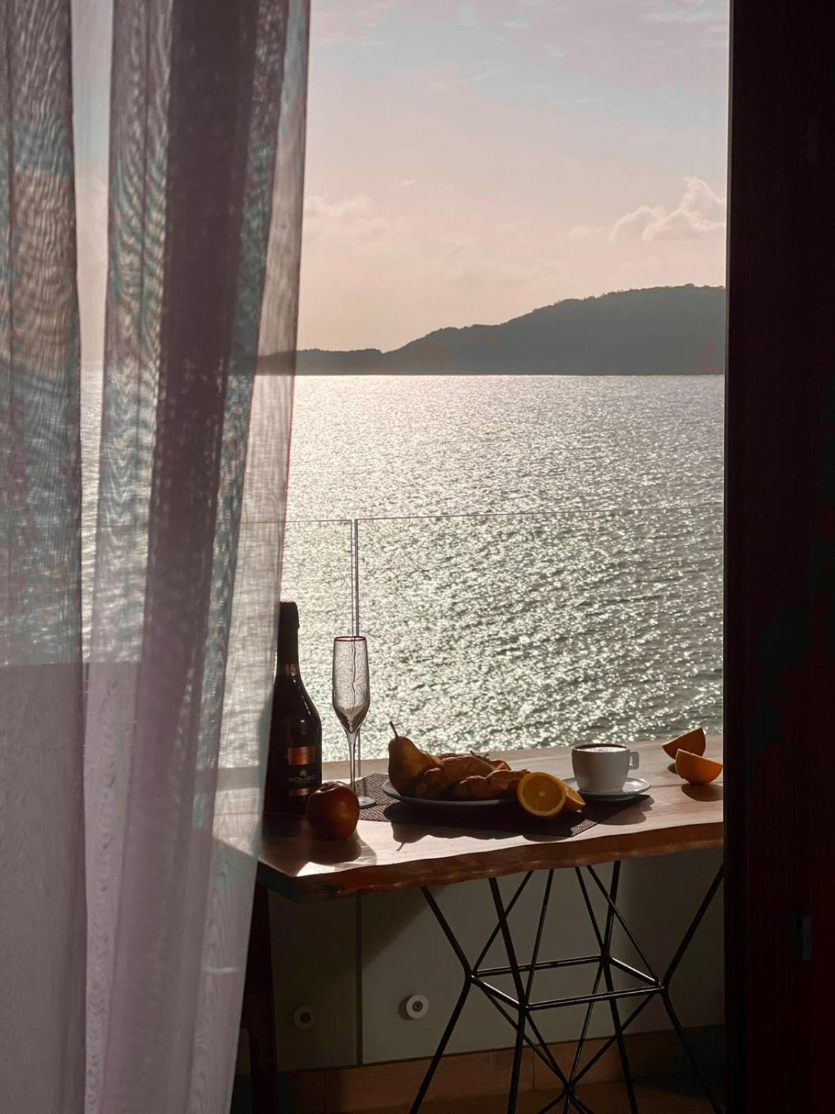 Maresia Boutique Suites Budva Buitenkant foto