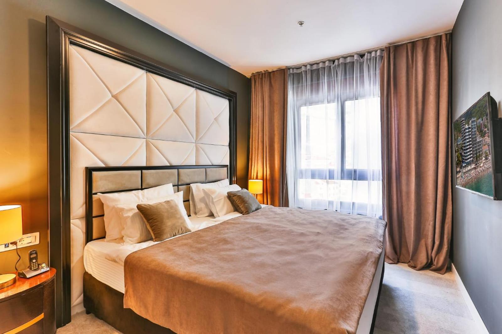 Maresia Boutique Suites Budva Buitenkant foto