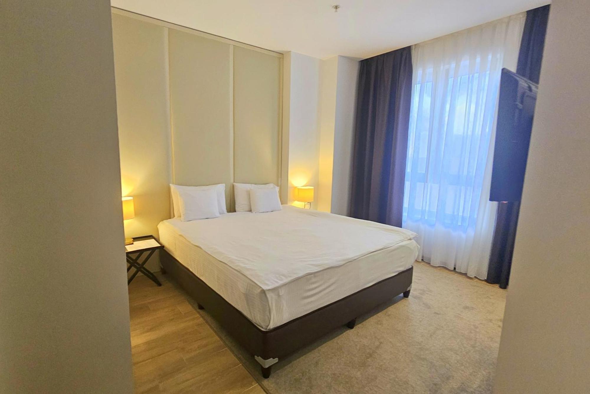 Maresia Boutique Suites Budva Buitenkant foto