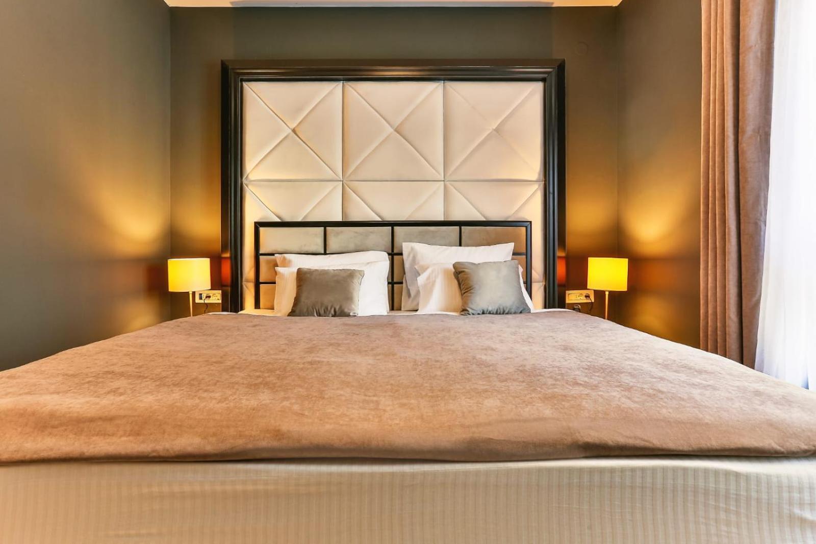 Maresia Boutique Suites Budva Buitenkant foto