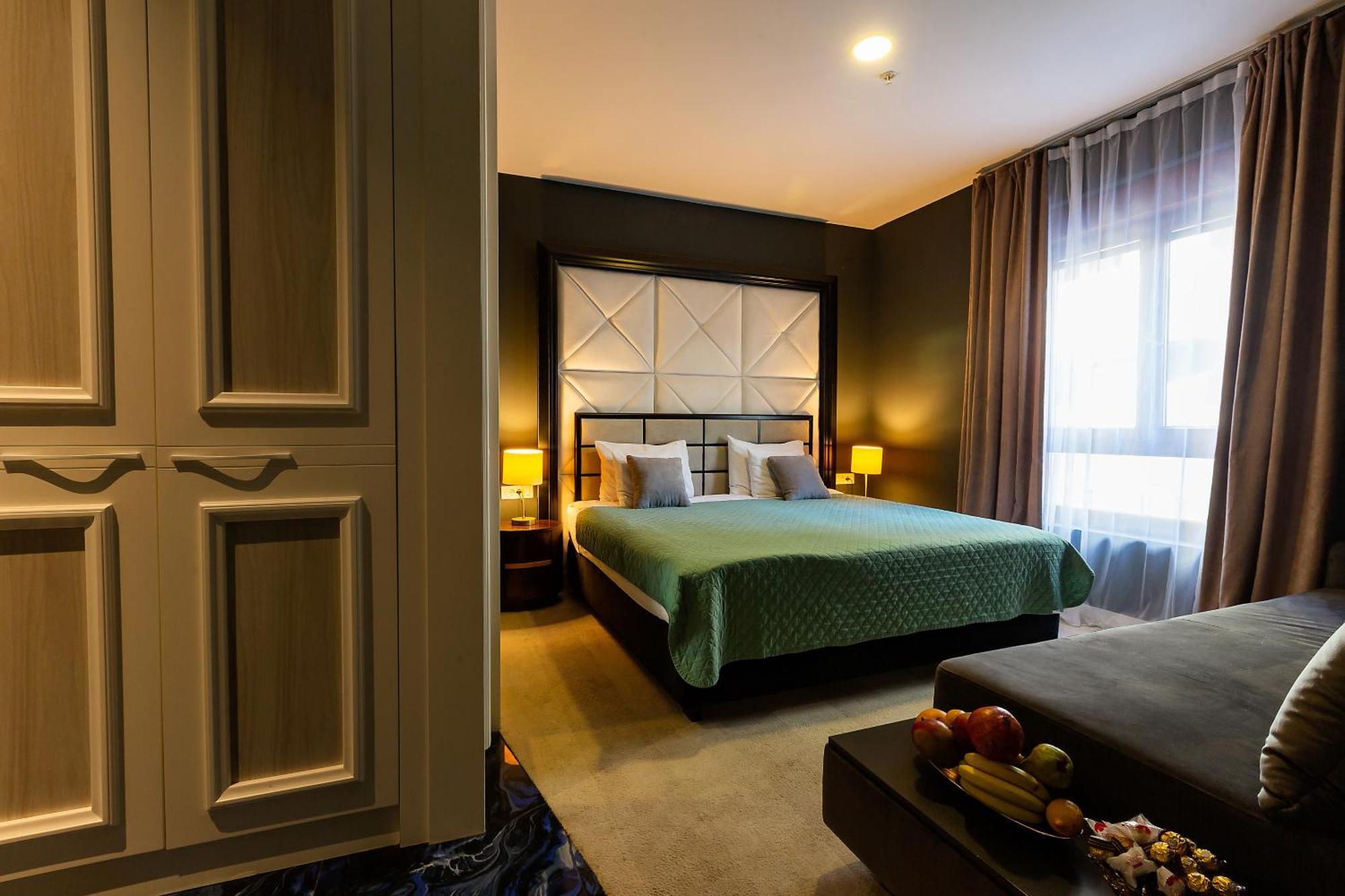 Maresia Boutique Suites Budva Buitenkant foto
