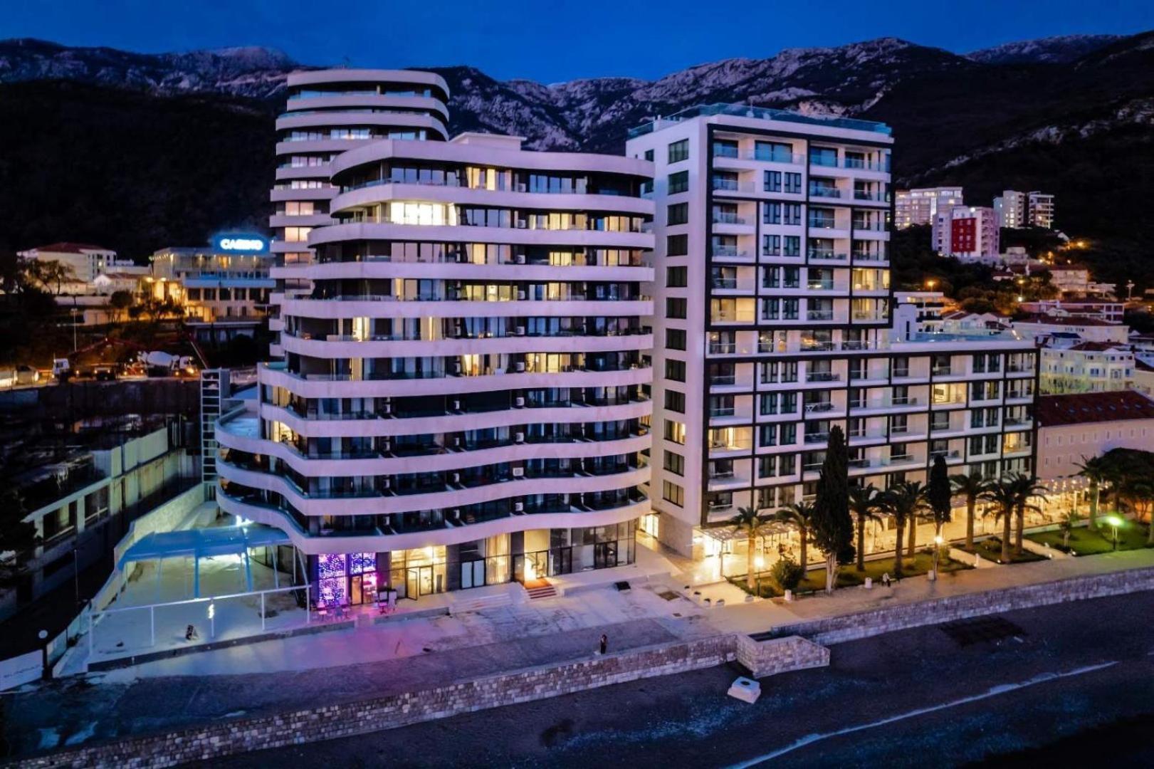 Maresia Boutique Suites Budva Buitenkant foto